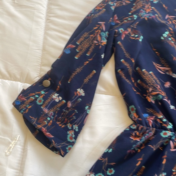 Pants store romper size medium - Picture 4 of 5